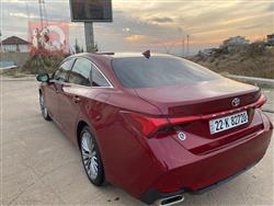 تويوتا أفالون